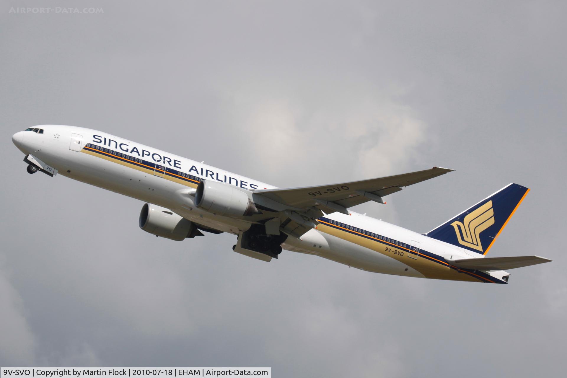 9V-SVO, 2004 Boeing 777-212/ER C/N 28533, .