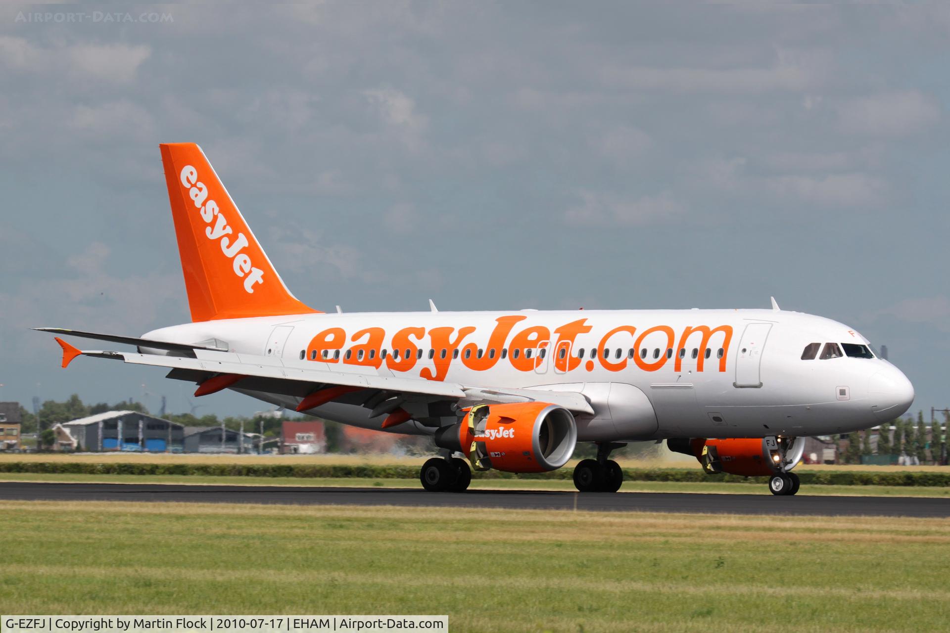 G-EZFJ, 2009 Airbus A319-111 C/N 4040, .
