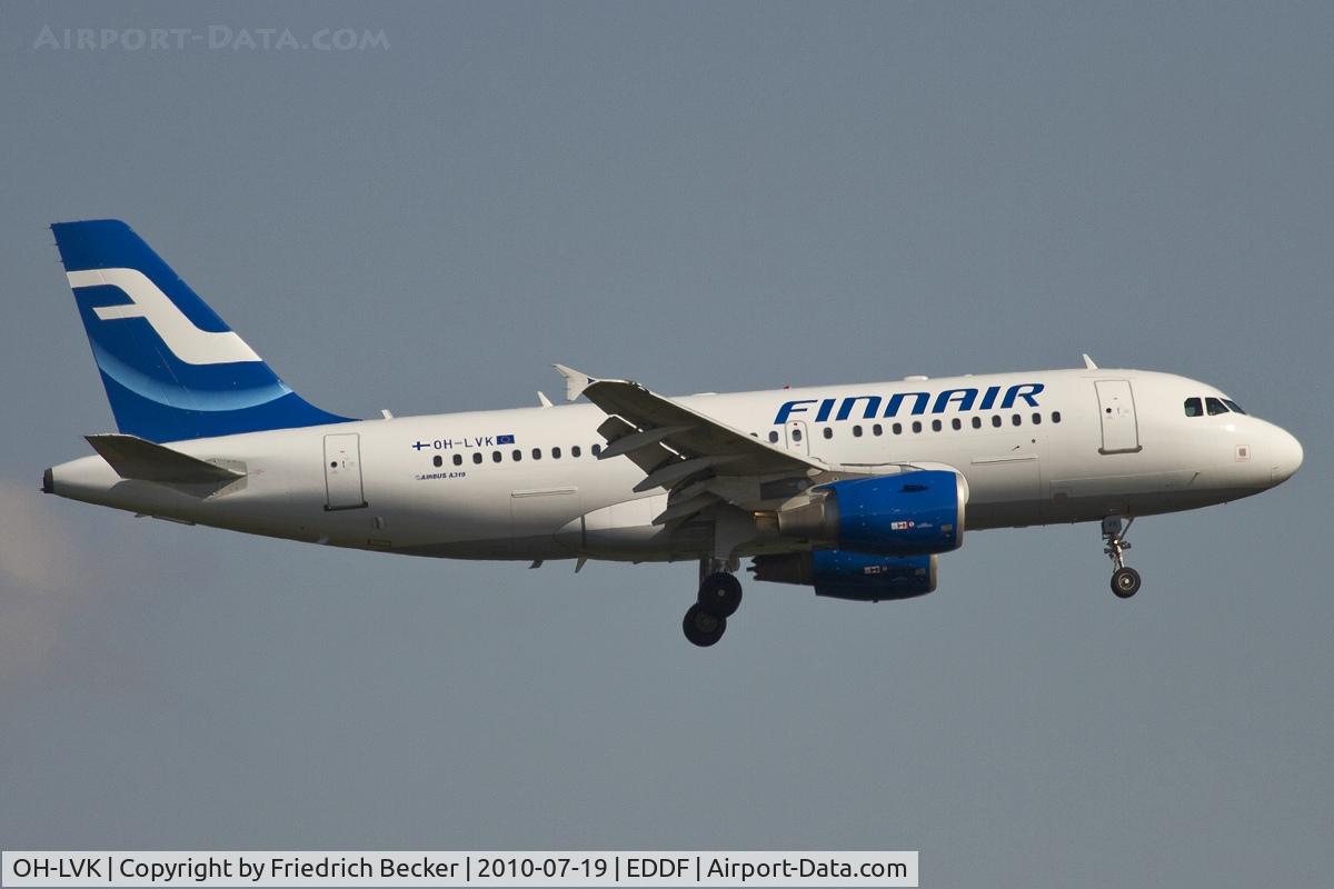 OH-LVK, 2004 Airbus A319-112 C/N 2124, on final RW07R