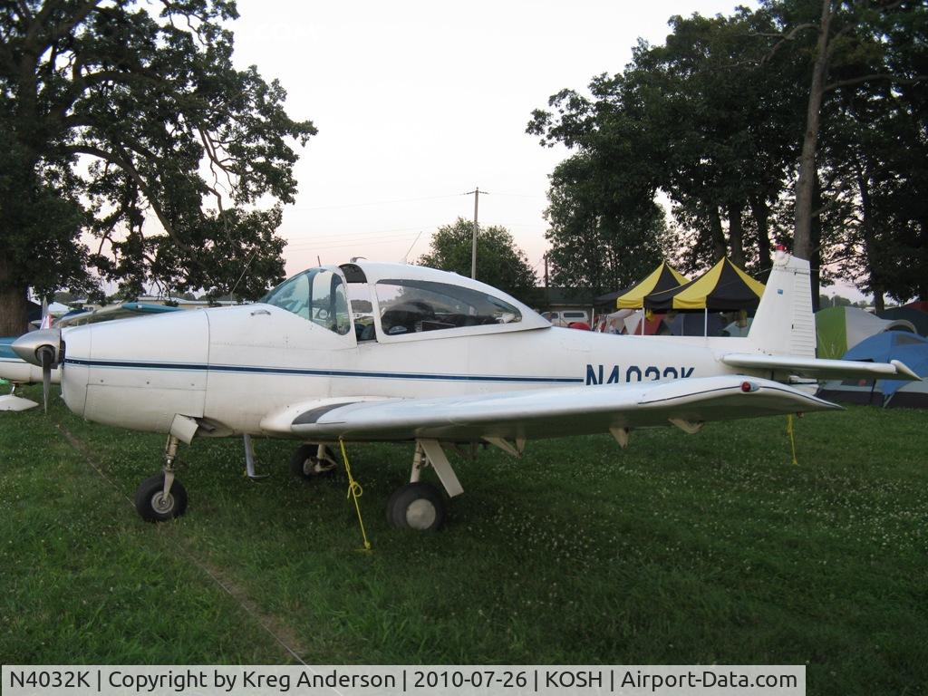 N4032K, 1947 North American Navion (NA-145) C/N NAV-4-1032, EAA AirVenture 2010