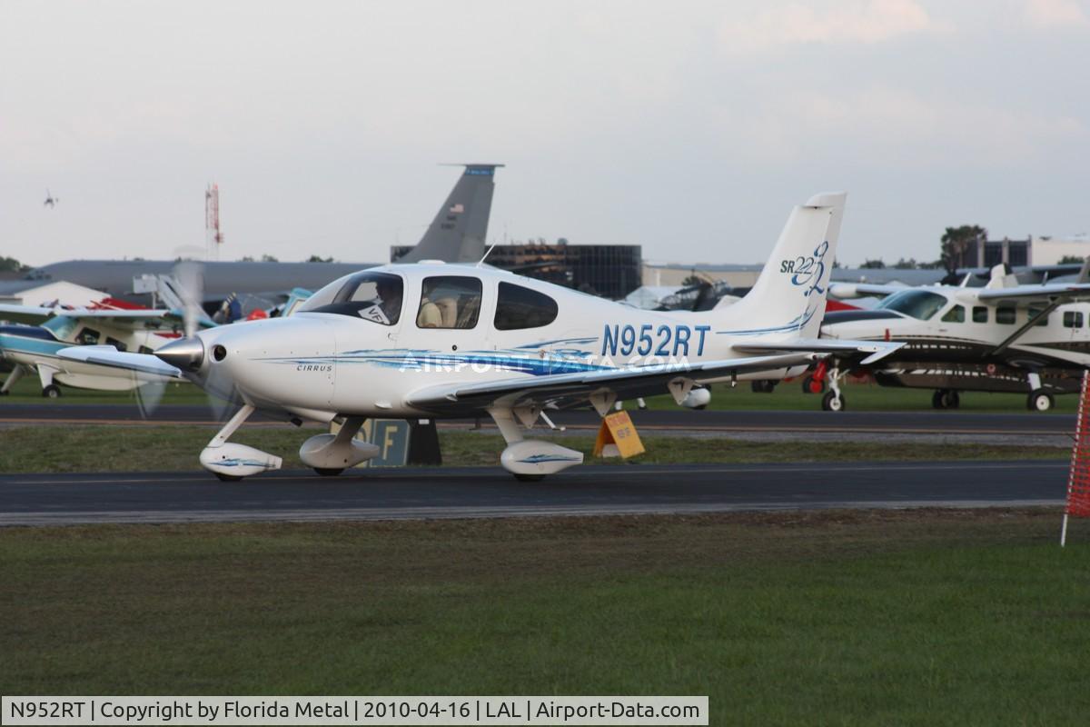N952RT, 2006 Cirrus SR22 G2 C/N 1875, SR22