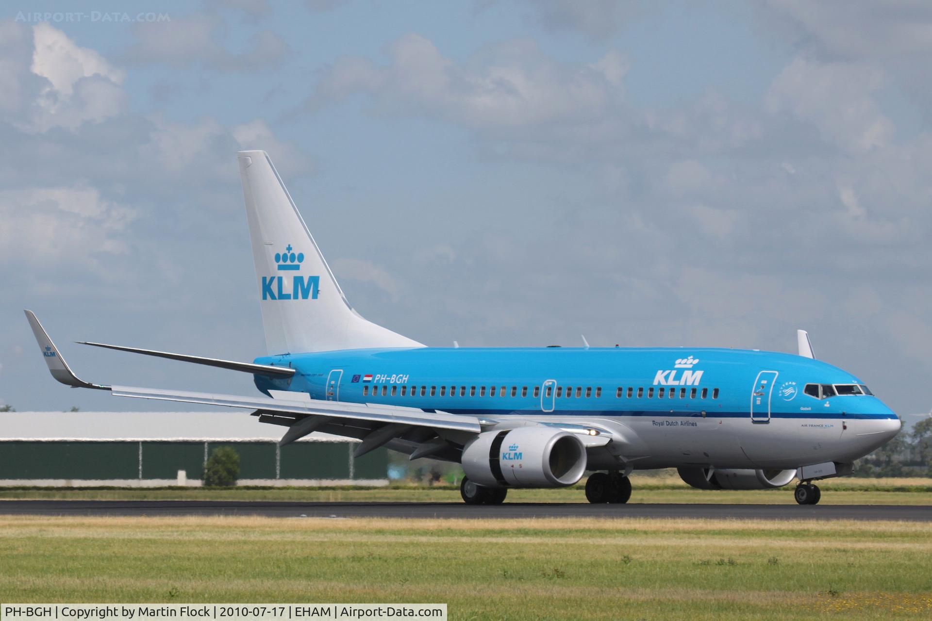 PH-BGH, 2009 Boeing 737-7K2 C/N 38053, .