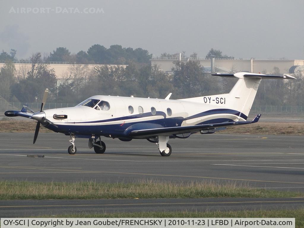 OY-SCI, 2003 Pilatus PC-12/45 C/N 496, au parking