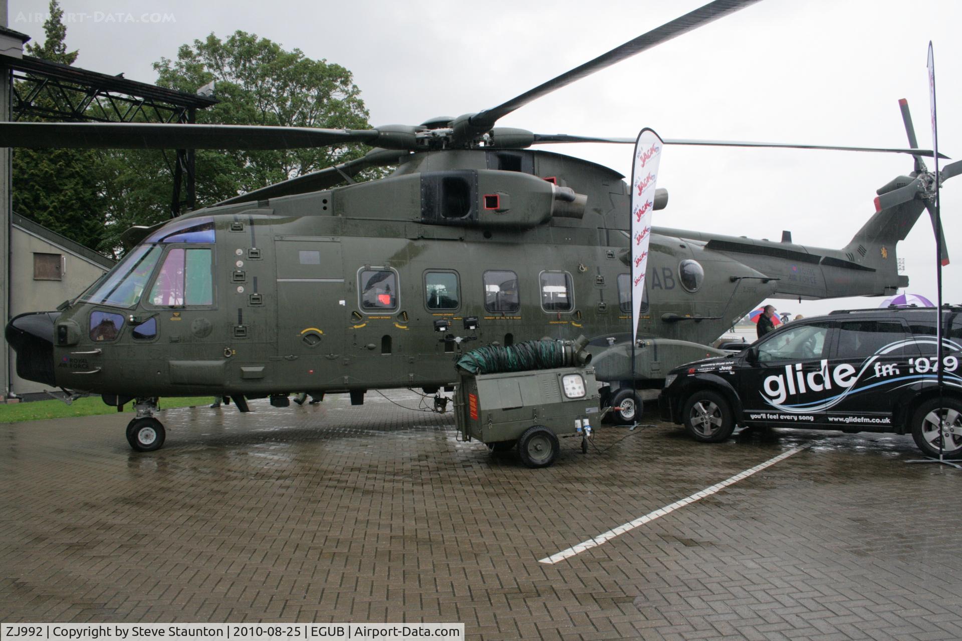 ZJ992, Westland Merlin HC.3A C/N 50106/512003/DEN03, Taken at RAF Benson Families Day (in the pouring rain) August 2010.