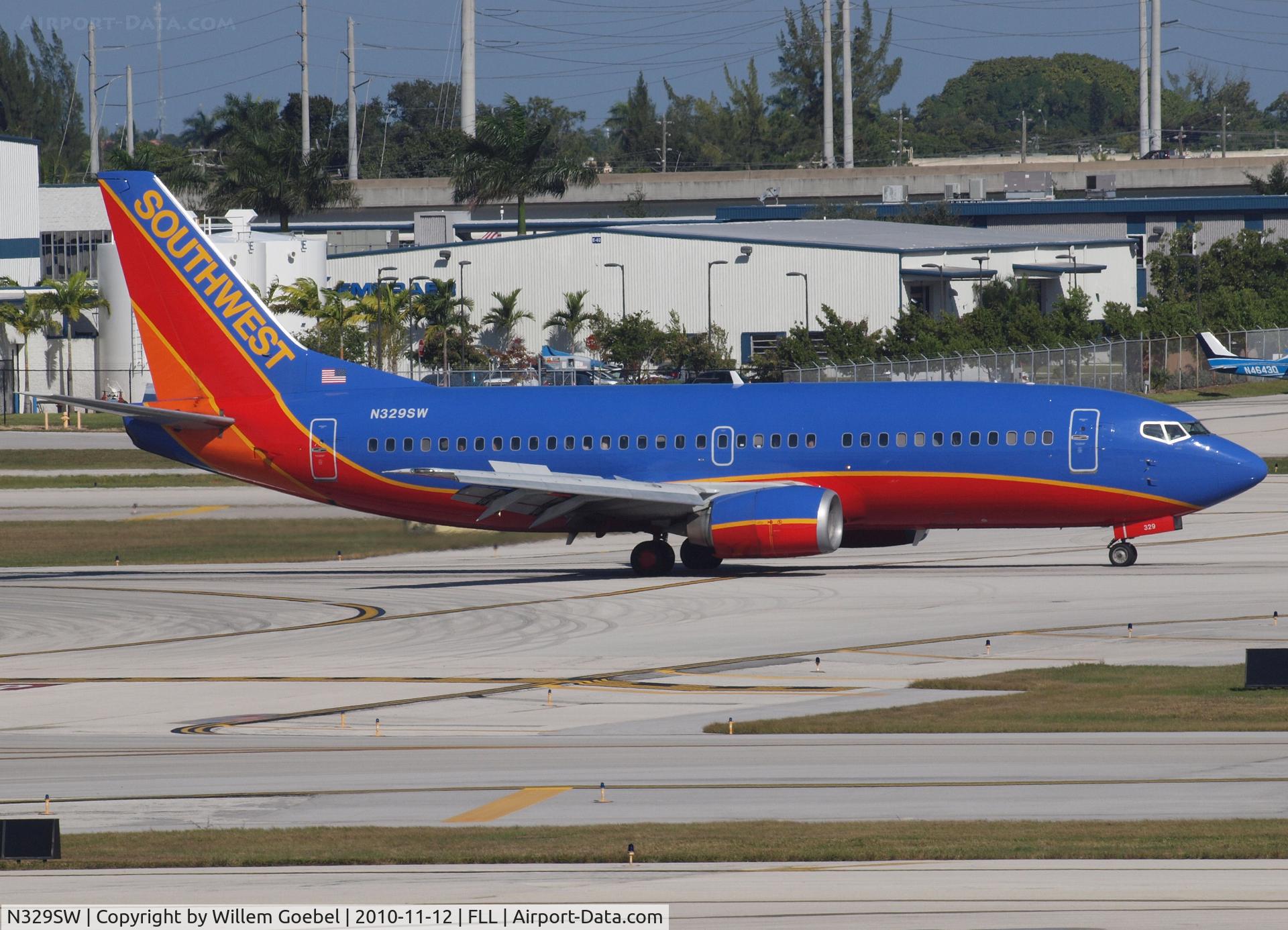 N329SW, 1988 Boeing 737-3H4 C/N 23693, Arrival on Frt. Lauderdale Airport(FLL)