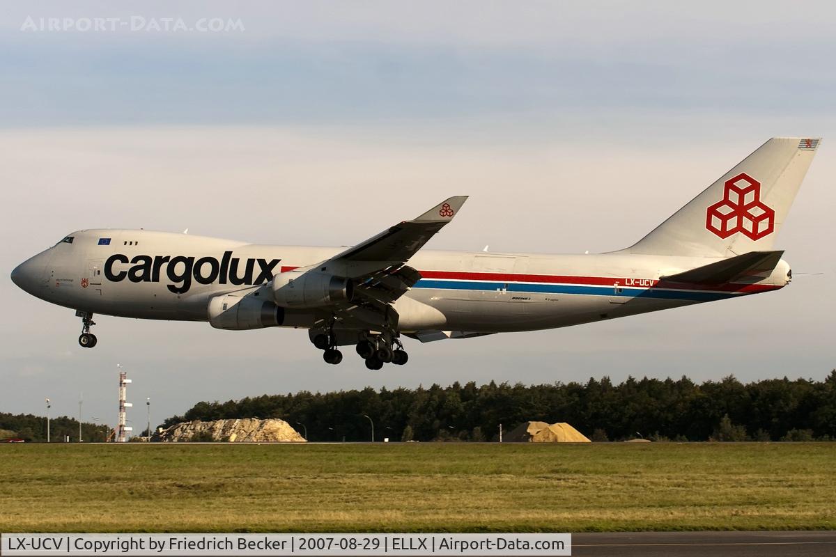 LX-UCV, 2004 Boeing 747-4R7F/SCD C/N 33827, on final RW06