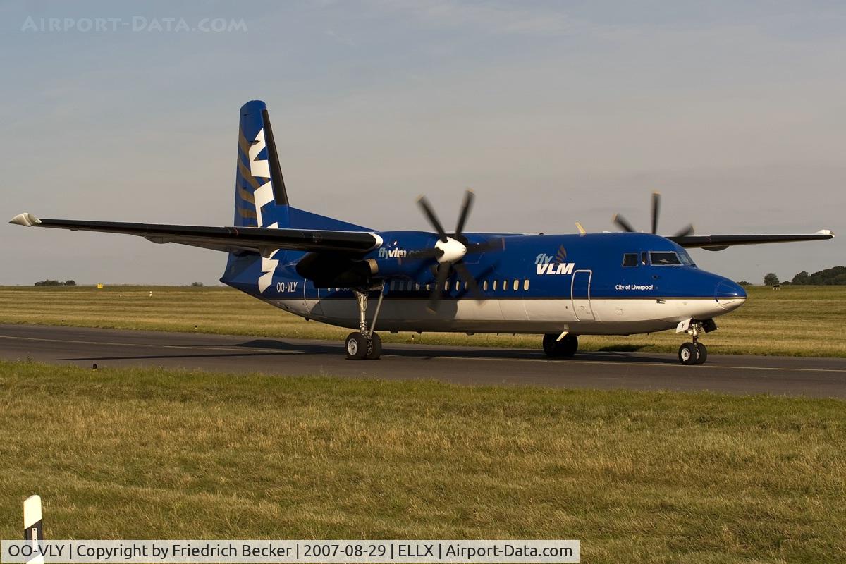 OO-VLY, 1990 Fokker 50 C/N 20181, taxying to the active