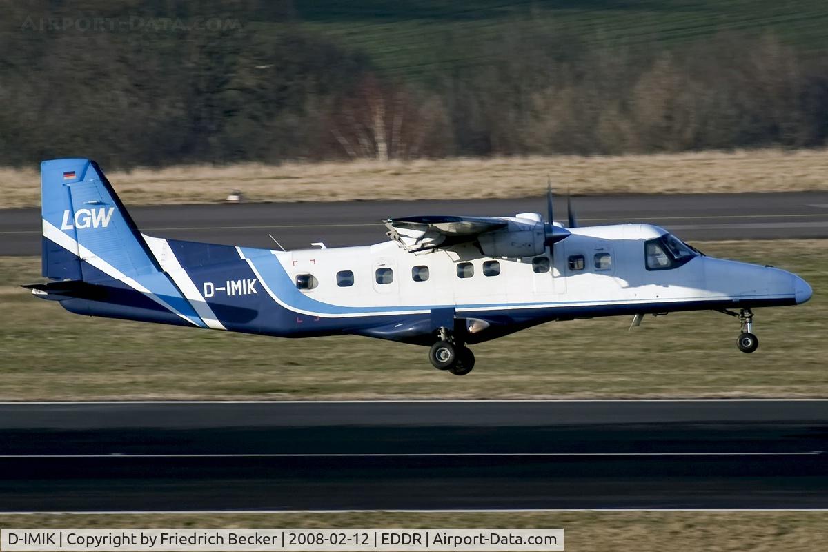 D-IMIK, Dornier 228-200 C/N 8058, moments prior touchdown