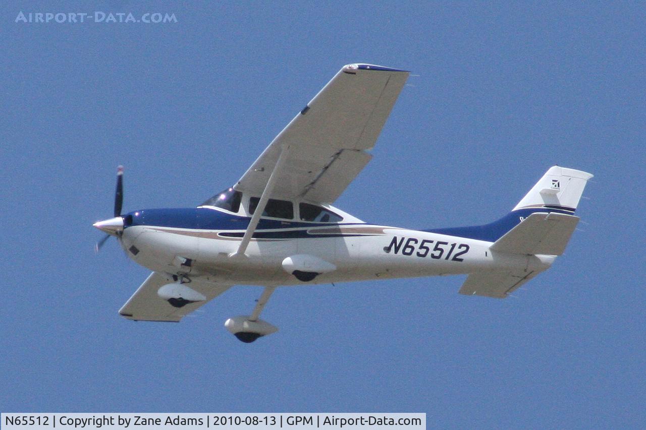N65512, 2004 Cessna 182T Skylane C/N 18281457, At Grand Prairie Municipal Airport - TX