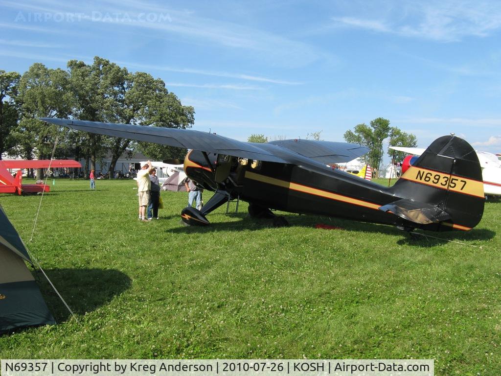 N69357, 1944 Stinson V77 Reliant C/N 77-448, EAA AirVenture 2010