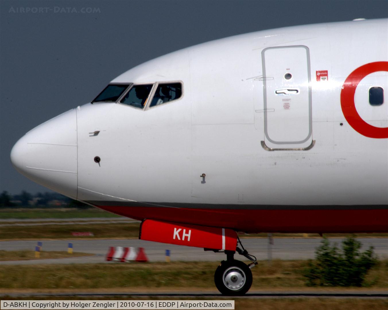D-ABKH, 2009 Boeing 737-86J C/N 37747, Kilo Hotel is passing by.....