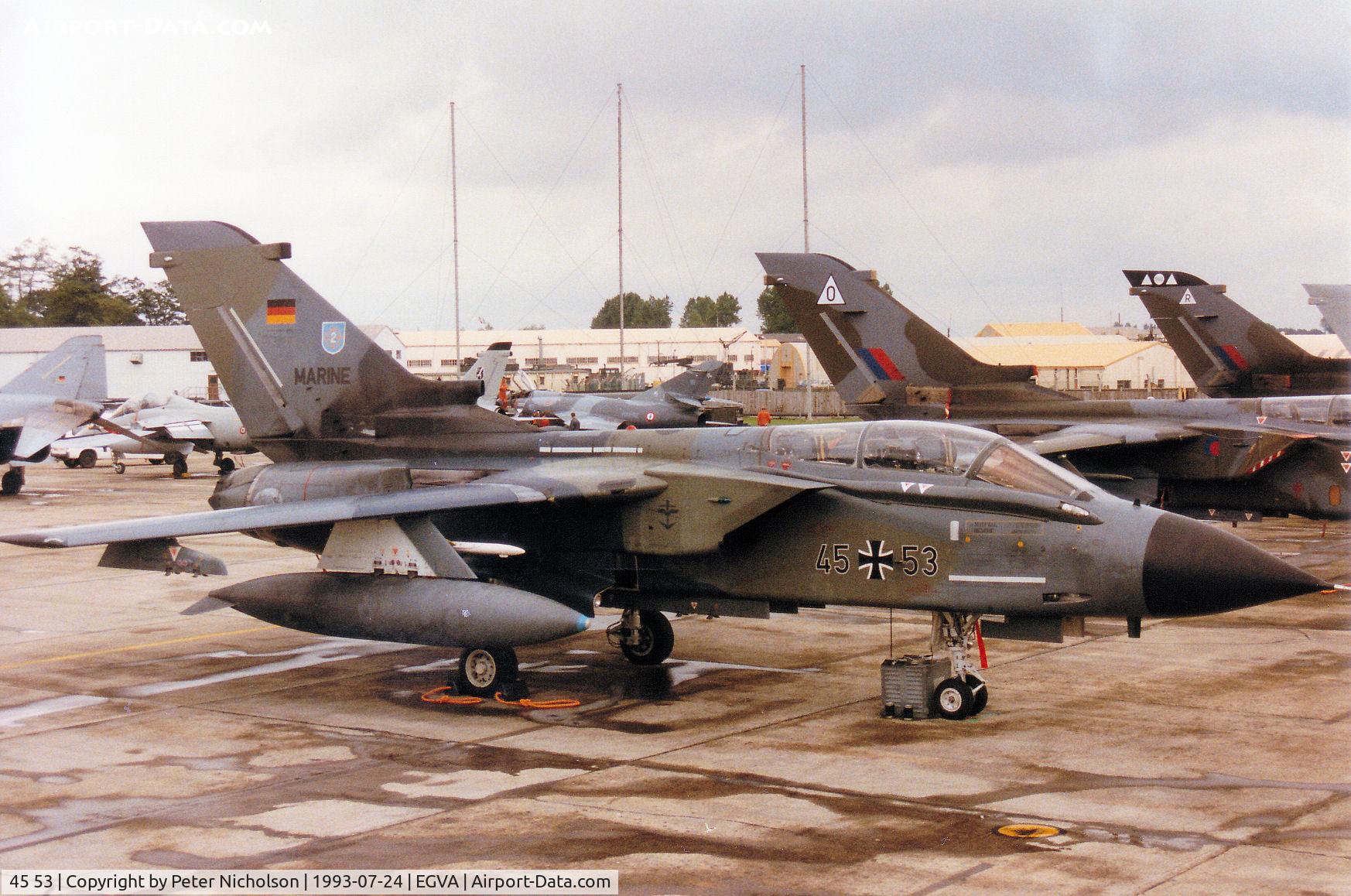 45 53, Panavia Tornado IDS C/N 637/GS201/4253, Tornado IDS, callsign German Navy 4646, of the Kreigsmarine's MFG-2 on the flight-line at the 1993 Intnl Air Tattooat RAF Fairford.