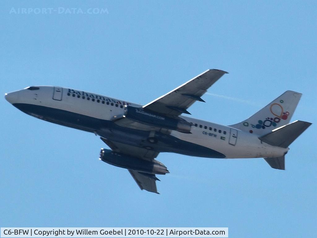 C6-BFW, 1982 Boeing 737-2K5 C/N 22601, Picture is taken from the M.V.