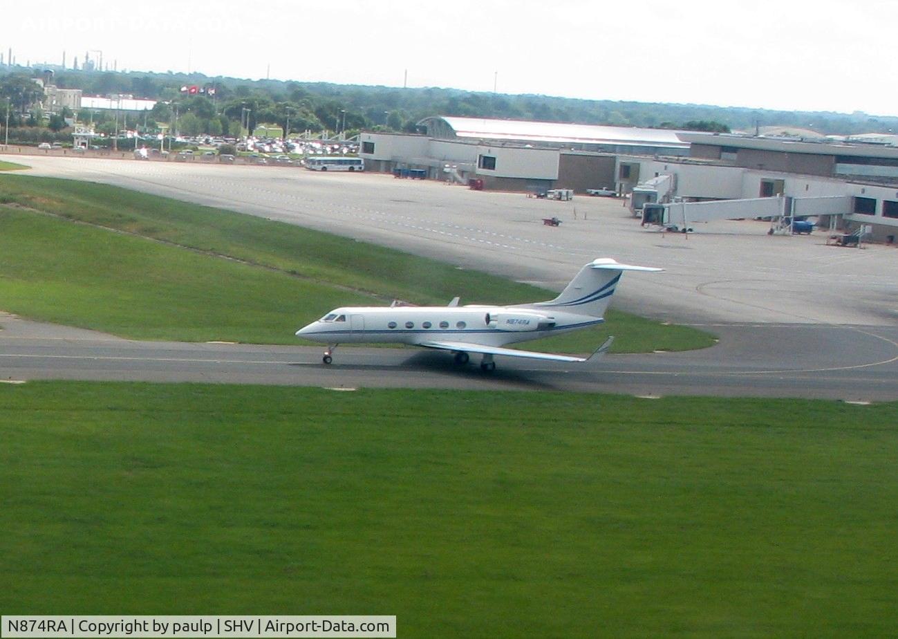 N874RA, 1982 Gulfstream American G-1159A Gulfstream III C/N 361, Taxiing to take off as we are about to touch down on 14 at Shreveport Regional.
