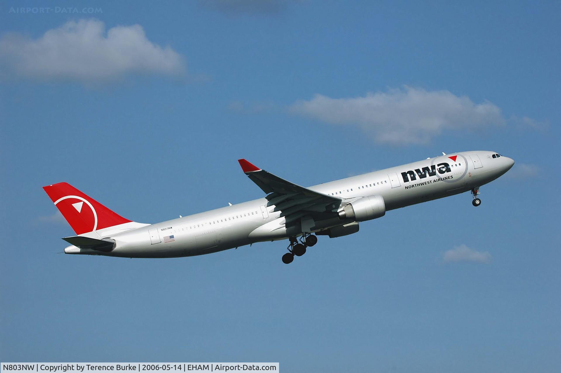 N803NW, 2003 Airbus A330-323 C/N 0542, Schiphol May 2006
