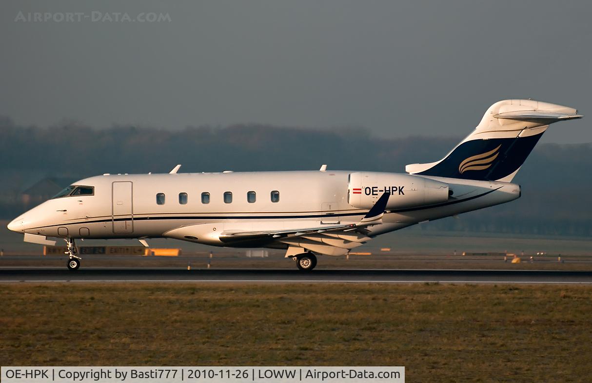OE-HPK, 2001 Bombardier Challenger 300 (BD-100-1A10) C/N 20004, Amira Air at a cold and windy morning at Vienna