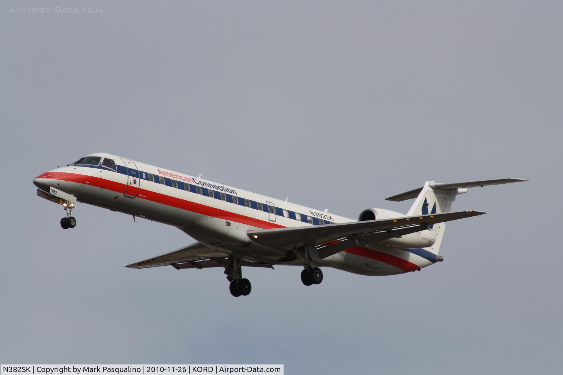 N382SK, 2002 Embraer ERJ-140LR (EMB-135KL) C/N 145624, EMB-135KL