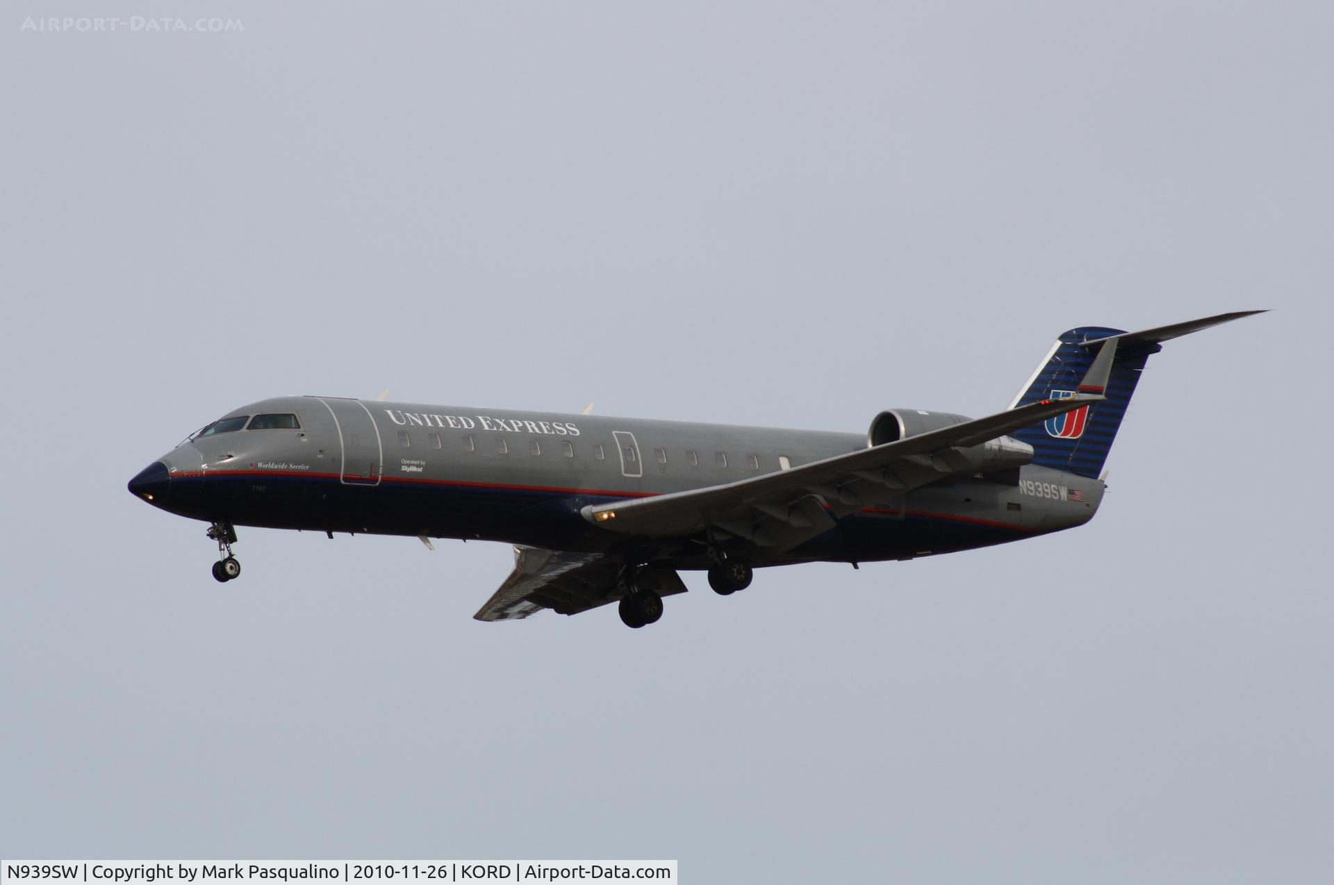 N939SW, 2003 Bombardier CRJ-200LR (CL-600-2B19) C/N 7742, CL-600-2B19