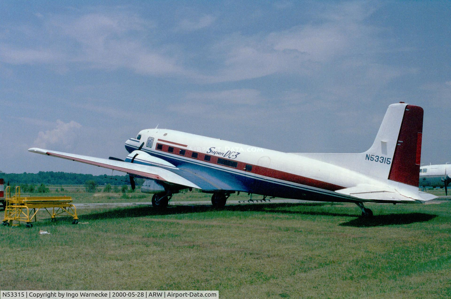N53315, 1940 Douglas Super DC-3S (Super DC-3) C/N 43159, Douglas DC-3S at Beaufort County airport SC