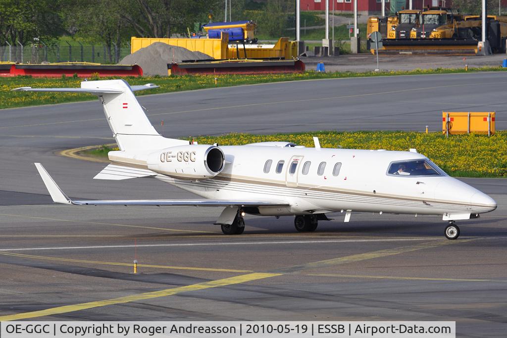 OE-GGC, 2004 Learjet 40 C/N 45-2015, International Jet Management