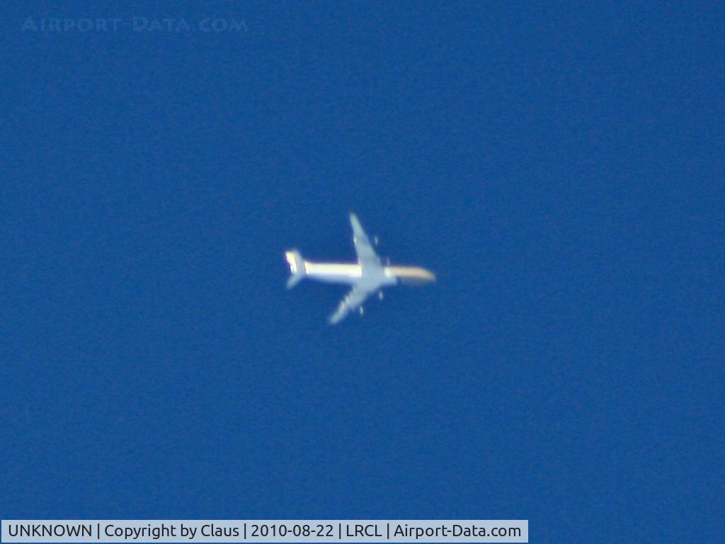 UNKNOWN, Contrails Various C/N Unknown, [EOS 450D / Tamrom 70-300 Maximum Zoom+Crop]