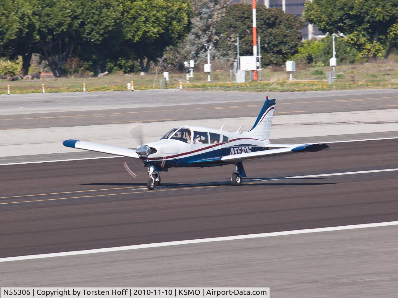 N55306, 1973 Piper PA-28R-200 C/N 28R-7335212, N55306 departing from RWY 21
