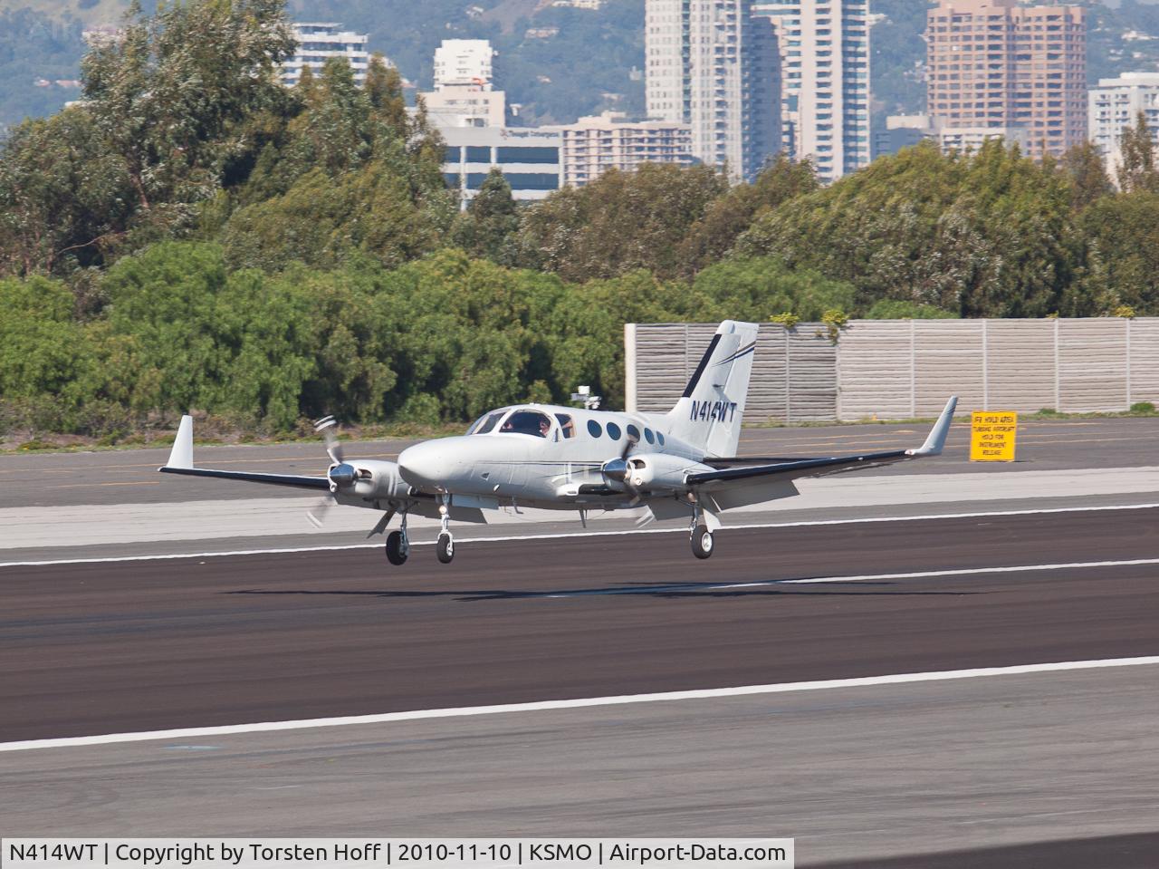 N414WT, 1978 Cessna 414A Chancellor C/N 414A0046, N414WT arriving on RWY 21