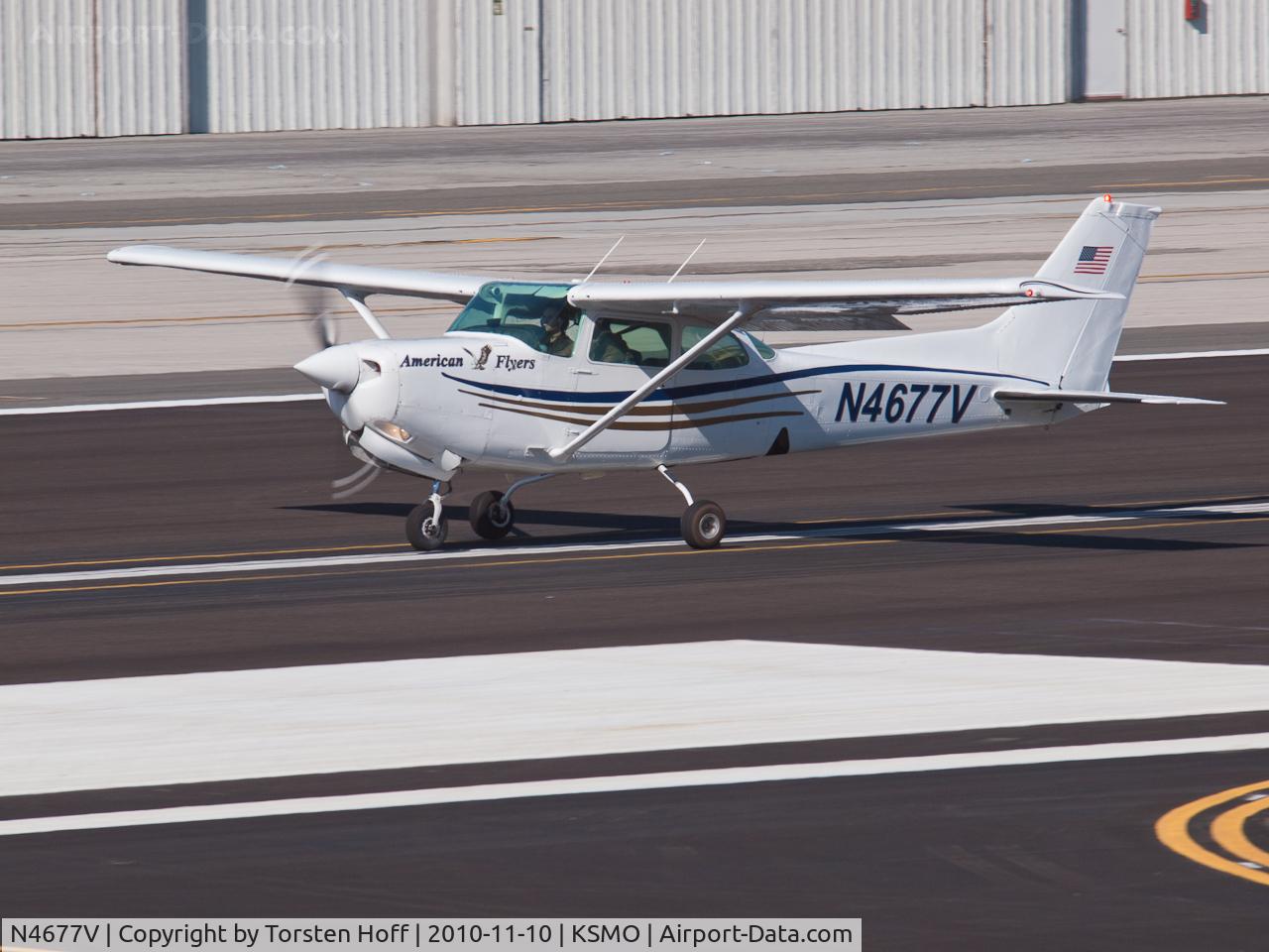 N4677V, 1980 Cessna 172RG Cutlass RG C/N 172RG0224, N4677V arriving on RWY 21