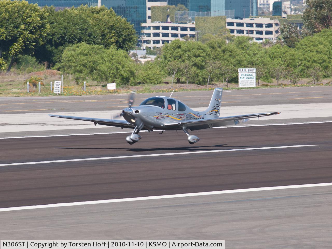 N306ST, 2006 Cirrus SR22-g2 Turbo 3000 C/N 2247, N306ST arriving on RWY 21