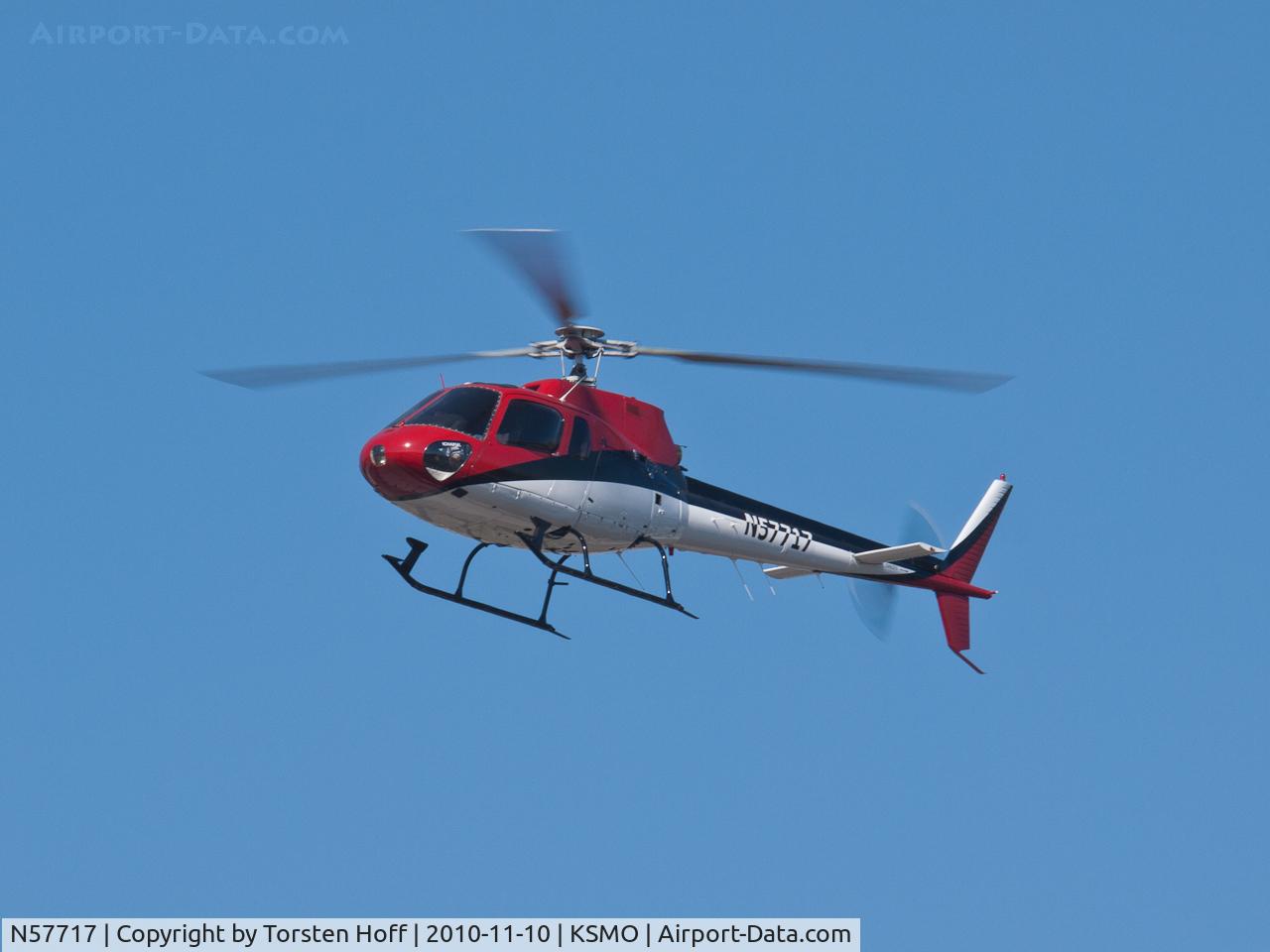 N57717, 1981 Aerospatiale AS-350BA Ecureuil C/N 1334, N57717 arriving on RWY 21