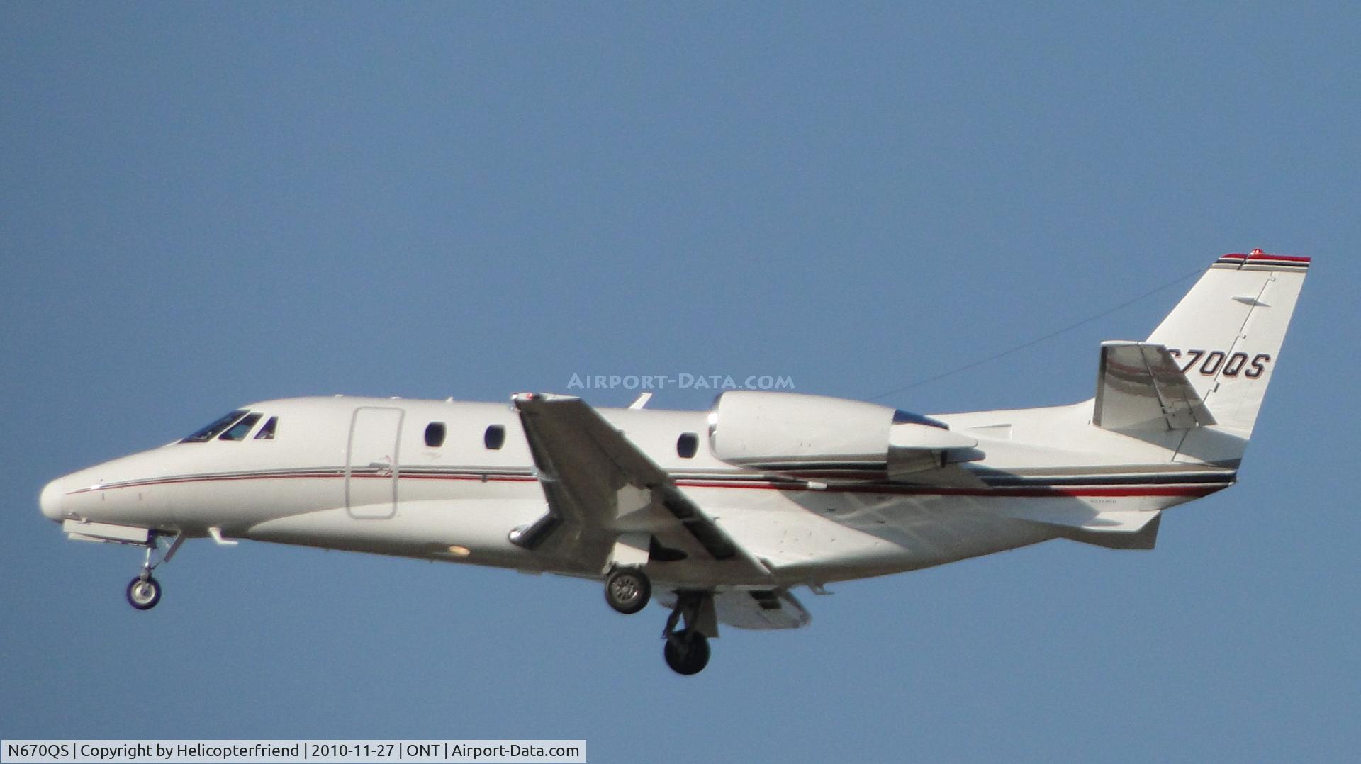 N670QS, 2001 Cessna 560XL Citation Excel C/N 560-5170, On final to runway 26L