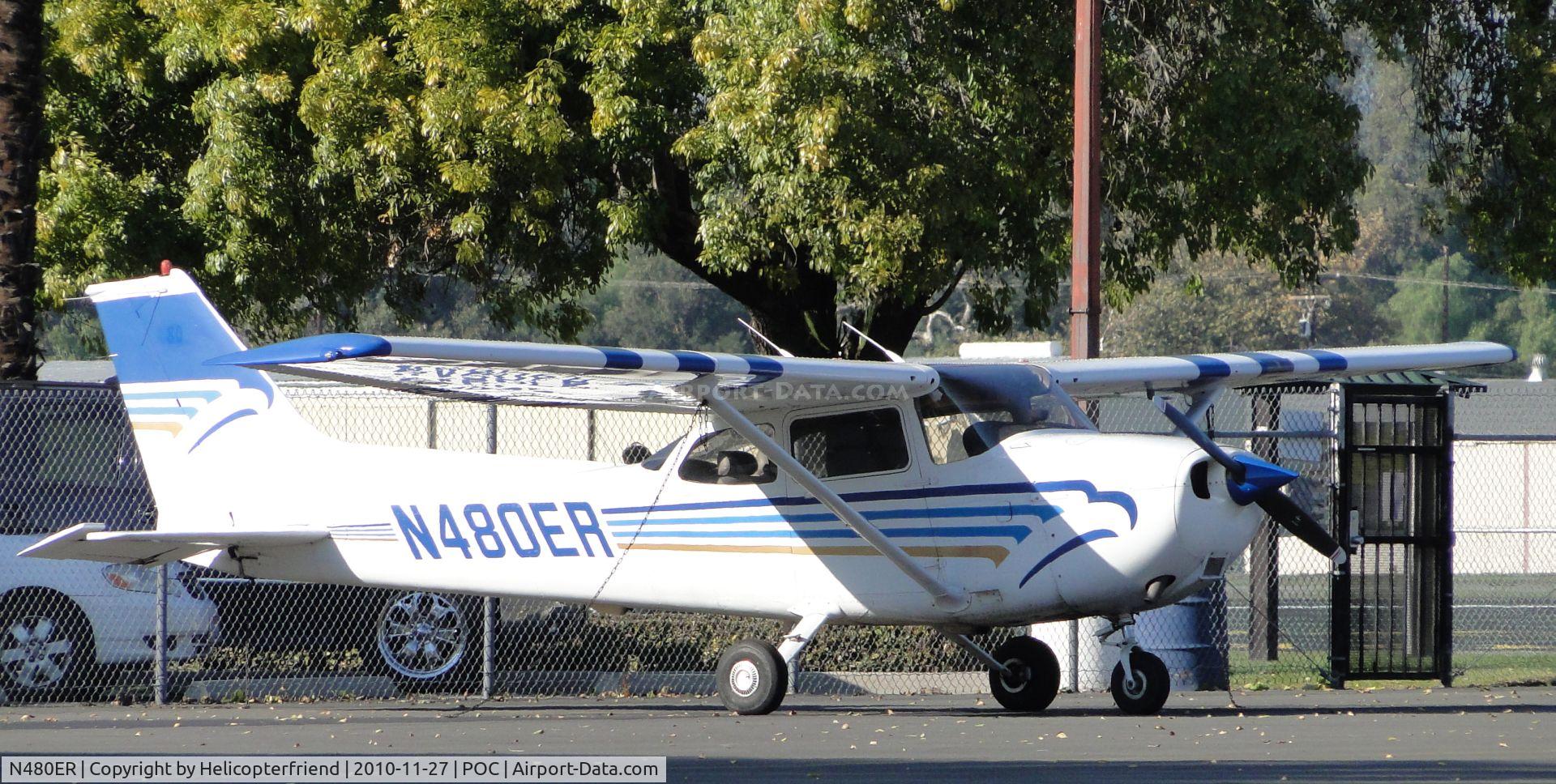 N480ER, 1998 Cessna 172R C/N 17280624, Parked in transient parking