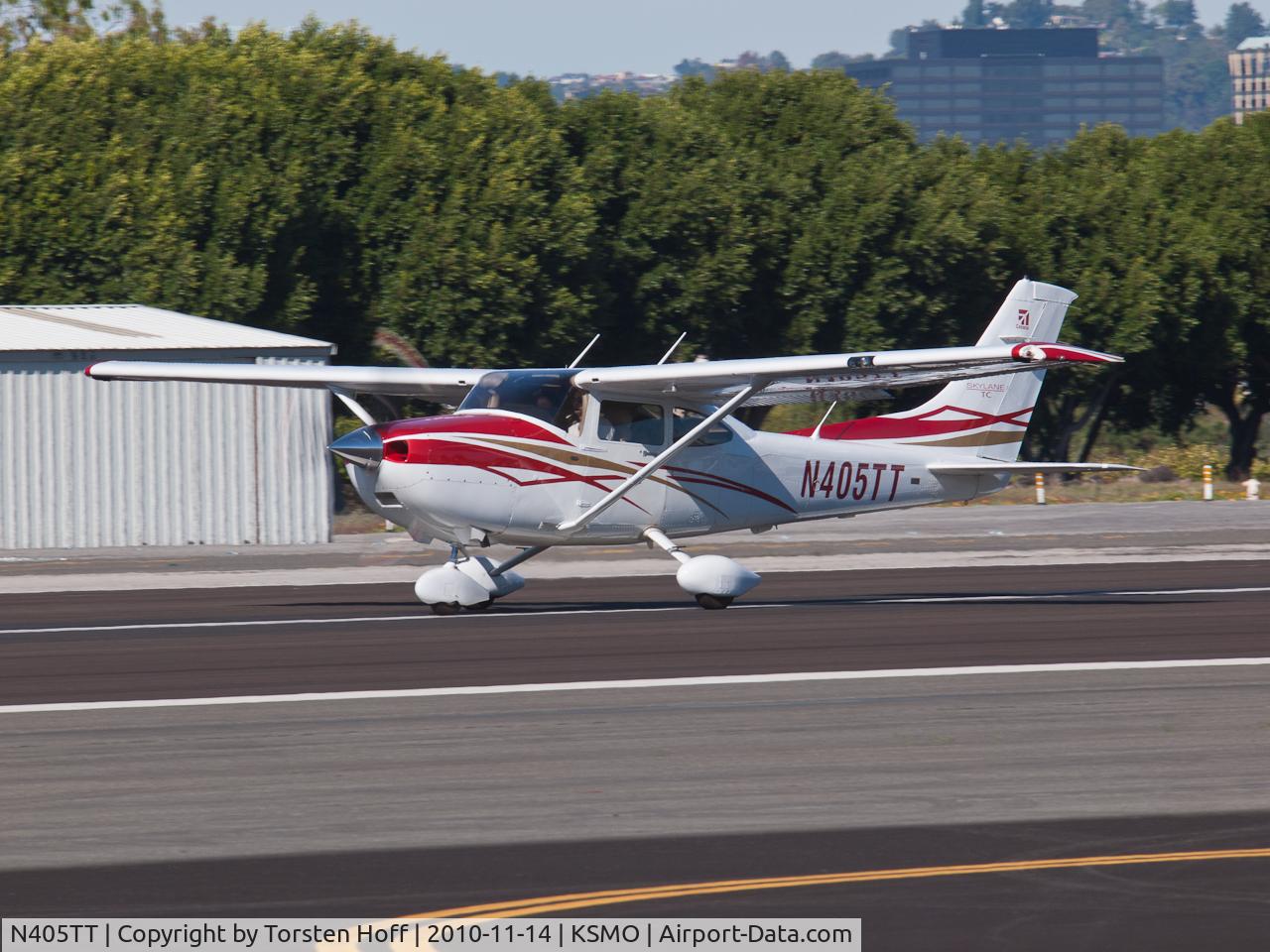N405TT, 2007 Cessna T182T Turbo Skylane C/N T18208768, N405TT departing from RWY 21