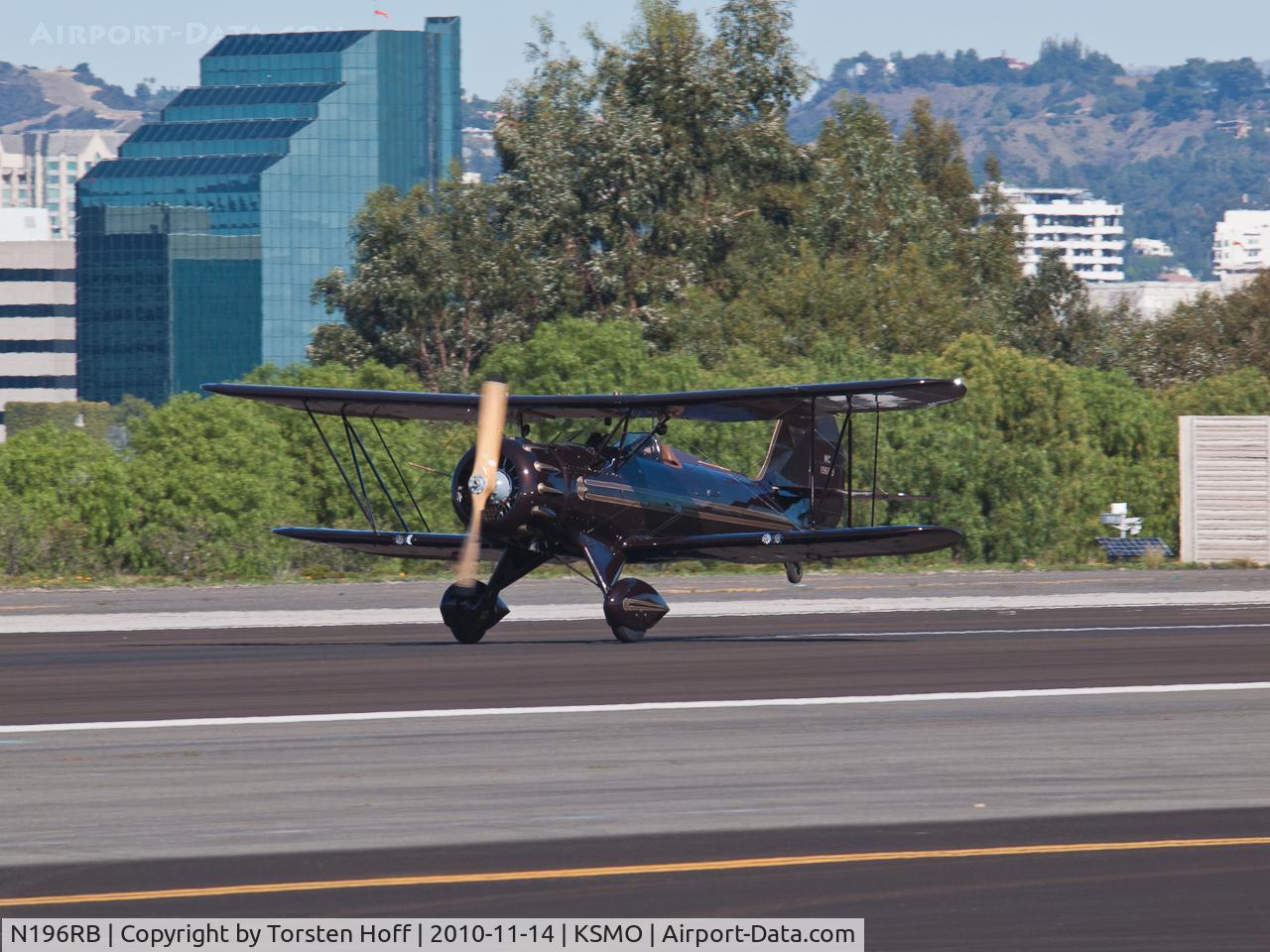 N196RB, 1996 Waco YMF C/N F5C-071, N196RB arriving on RWY 21