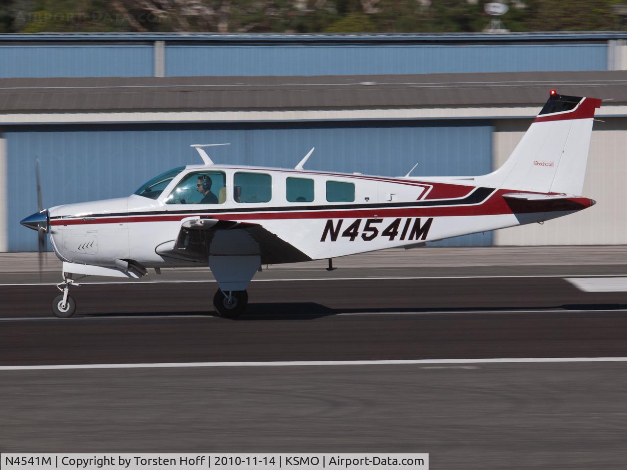 N4541M, 1978 Beech A36 Bonanza 36 C/N E-1232, N4541M departing from RWY 21