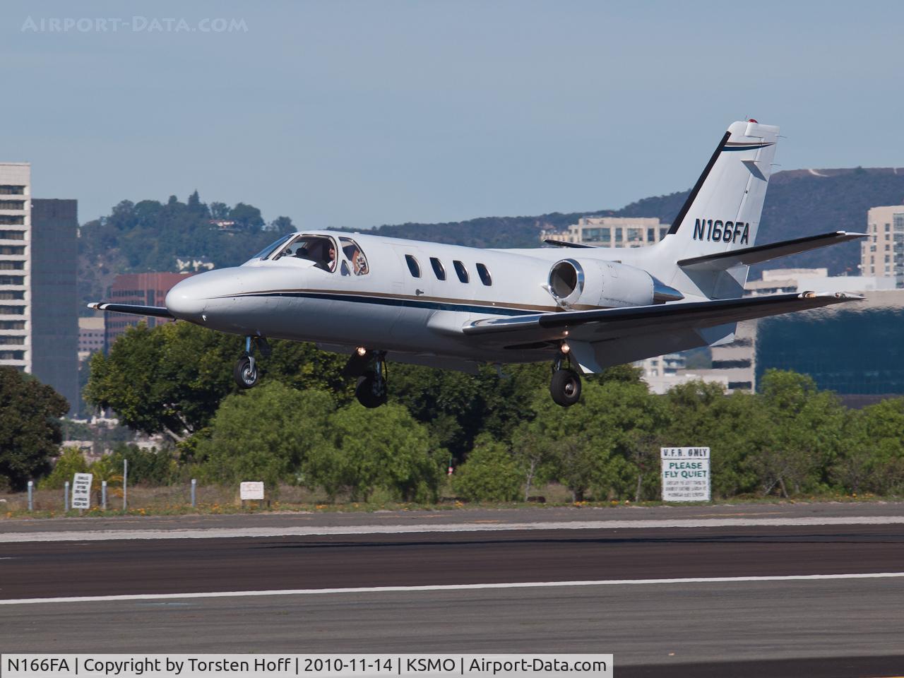 N166FA, 1980 Cessna 501 Citation I/SP C/N 501-0166, N166FA arriving on RWY 21