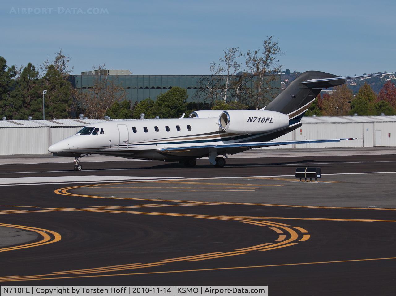 N710FL, 1998 Cessna 750 Citation X C/N 750-0038, N710FL departing from RWY 21