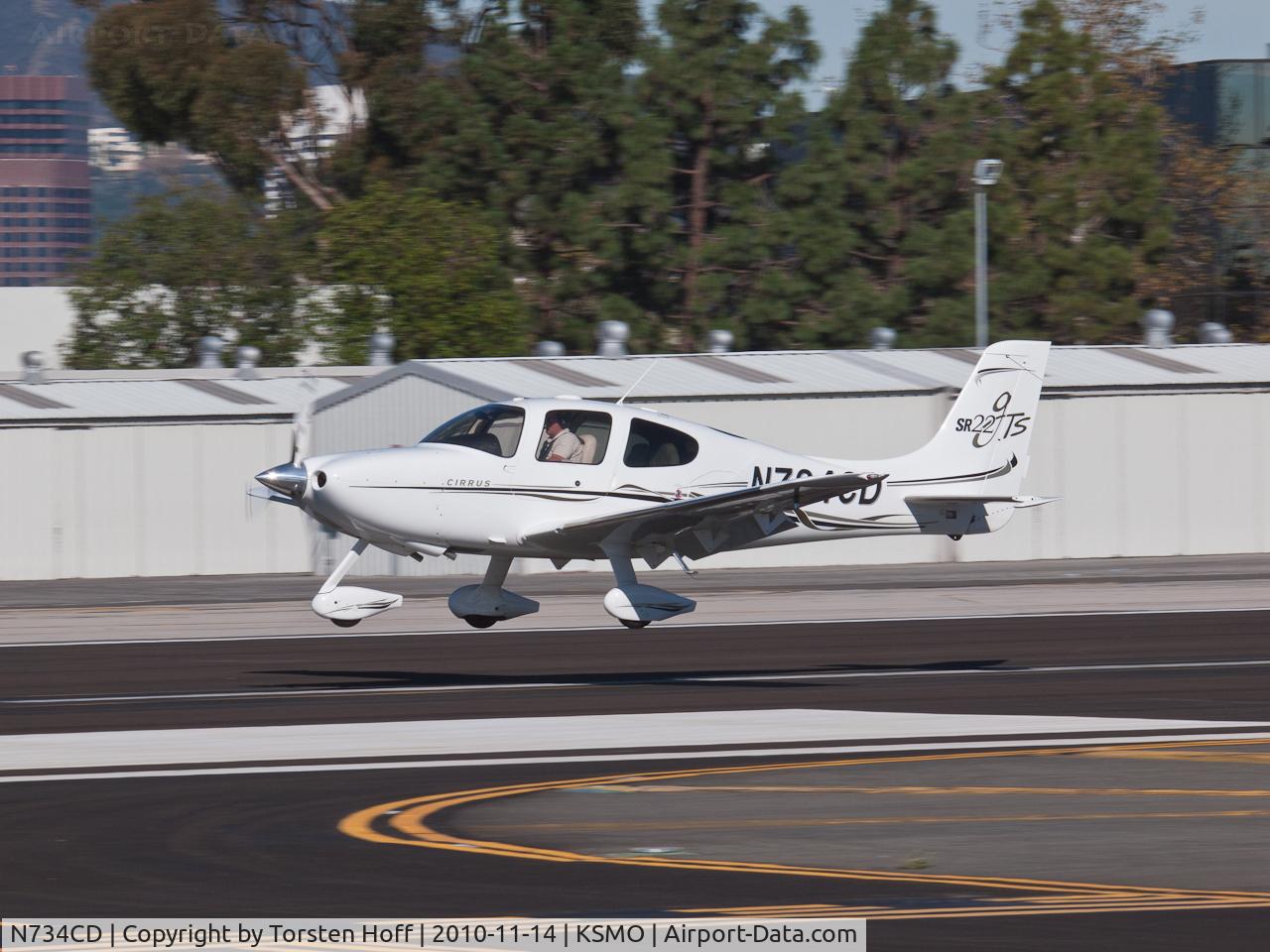 N734CD, 2005 Cirrus SR22 GTS C/N 1686, N734CD arriving on RWY 21