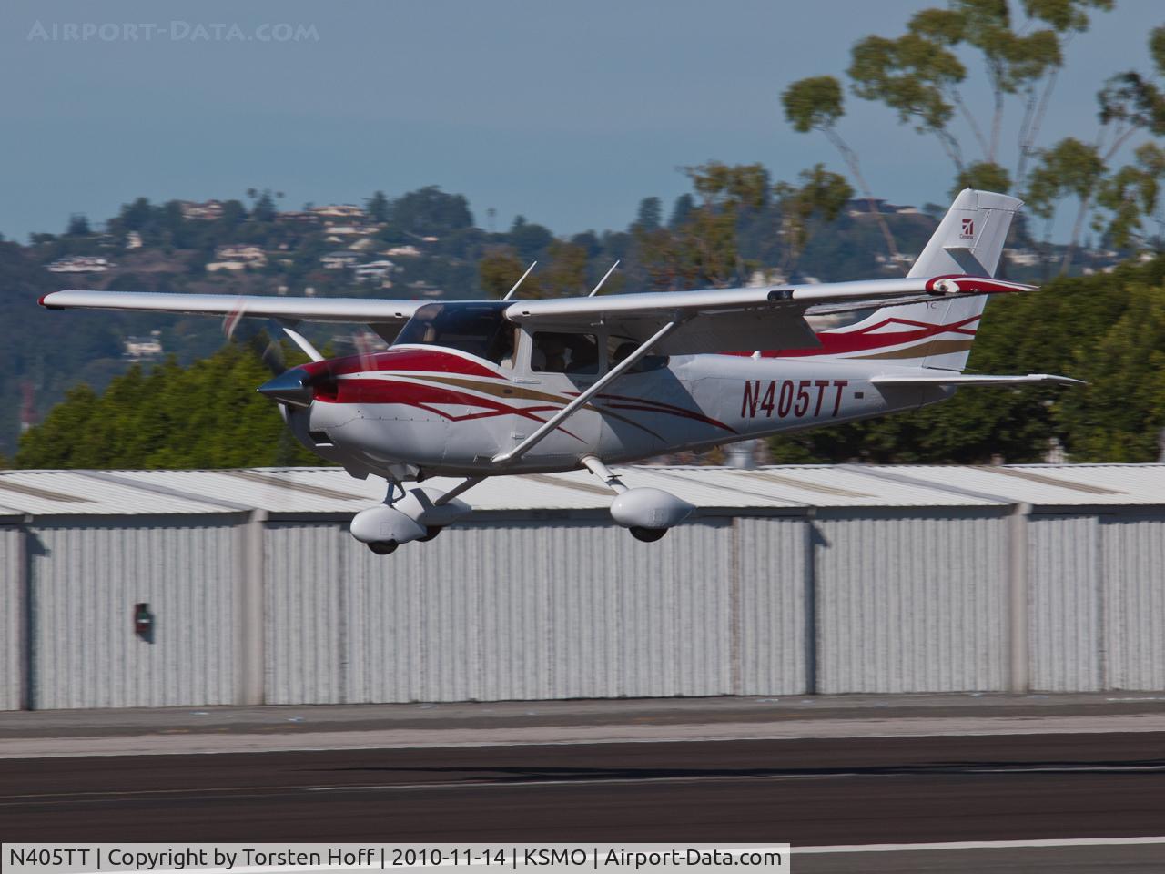 N405TT, 2007 Cessna T182T Turbo Skylane C/N T18208768, N405TT arriving on RWY 21
