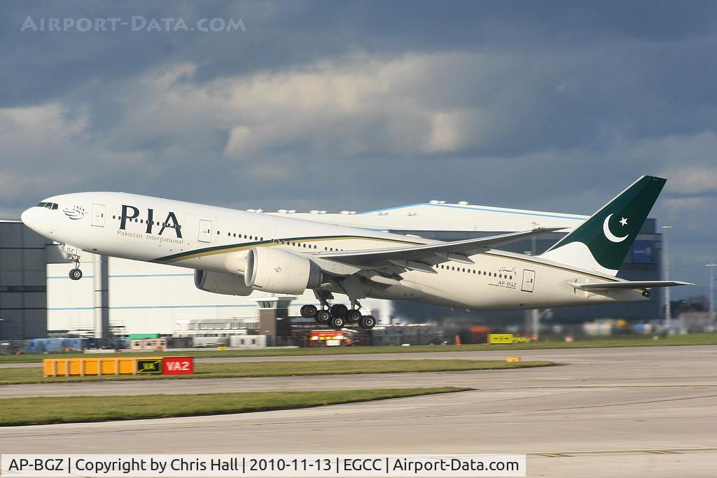 AP-BGZ, 2005 Boeing 777-240/LR C/N 33782, Pakistan International Airlines