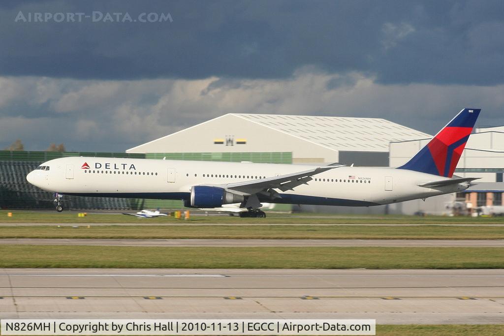 N826MH, 1999 Boeing 767-432/ER C/N 29713, Delta Air Lines B767 departing from RW23R