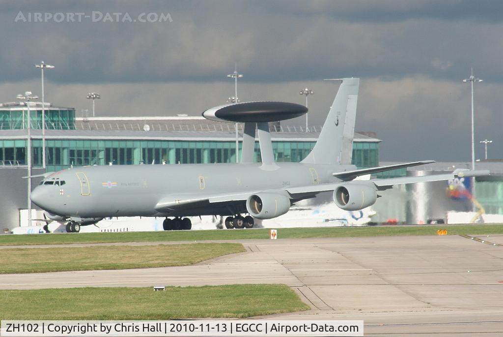 ZH102, 1990 Boeing E-3D Sentry AEW.1 C/N 24110, RAF 8 Sqn. Just out of Air Livery after a repaint, it had to abort its departure due to it jamming radio transmissions. Seen here taxing down the runway and returning to its stand to fix the problem.