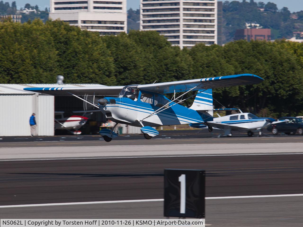 N5062L, 1979 Bellanca 7GCBC C/N 1160-79, N5062L departing from RWY 21