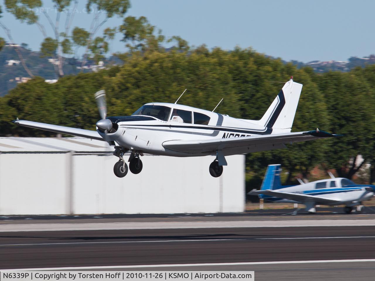 N6339P, 1959 Piper PA-24-180 Comanche Comanche C/N 24-1449, N6339P arriving on RWY 21