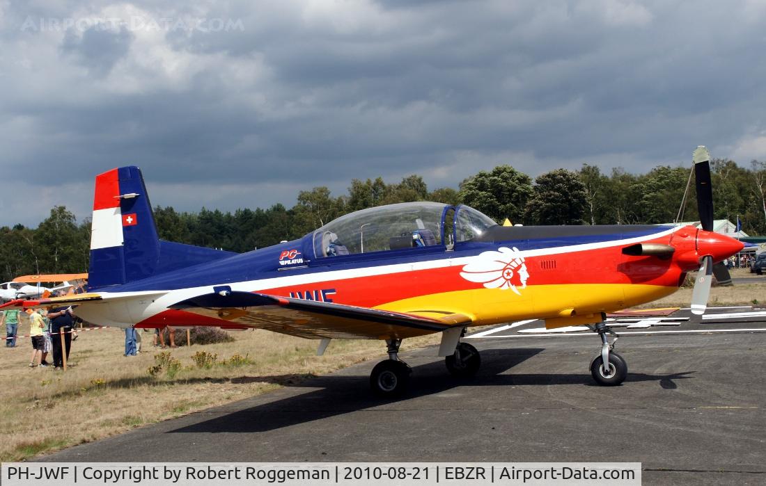 PH-JWF, 1987 Pilatus PC-7 Turbo Trainer C/N 520, Oostmalle Fly in.21-08-2010
