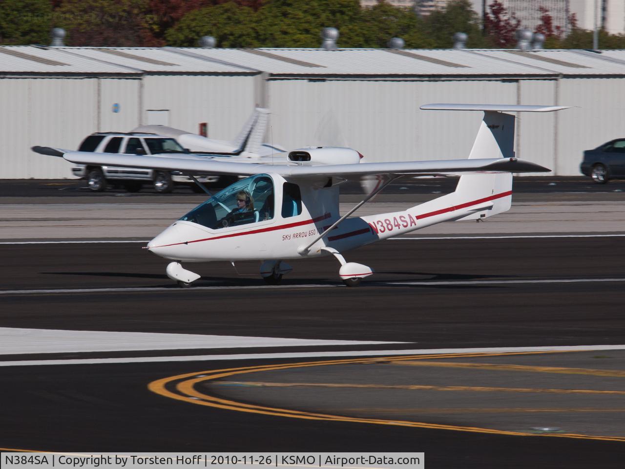 N384SA, 2000 Iniziative Industriali Italiane SKY ARROW 650TCN C/N CN006, N384SA departing from RWY 21