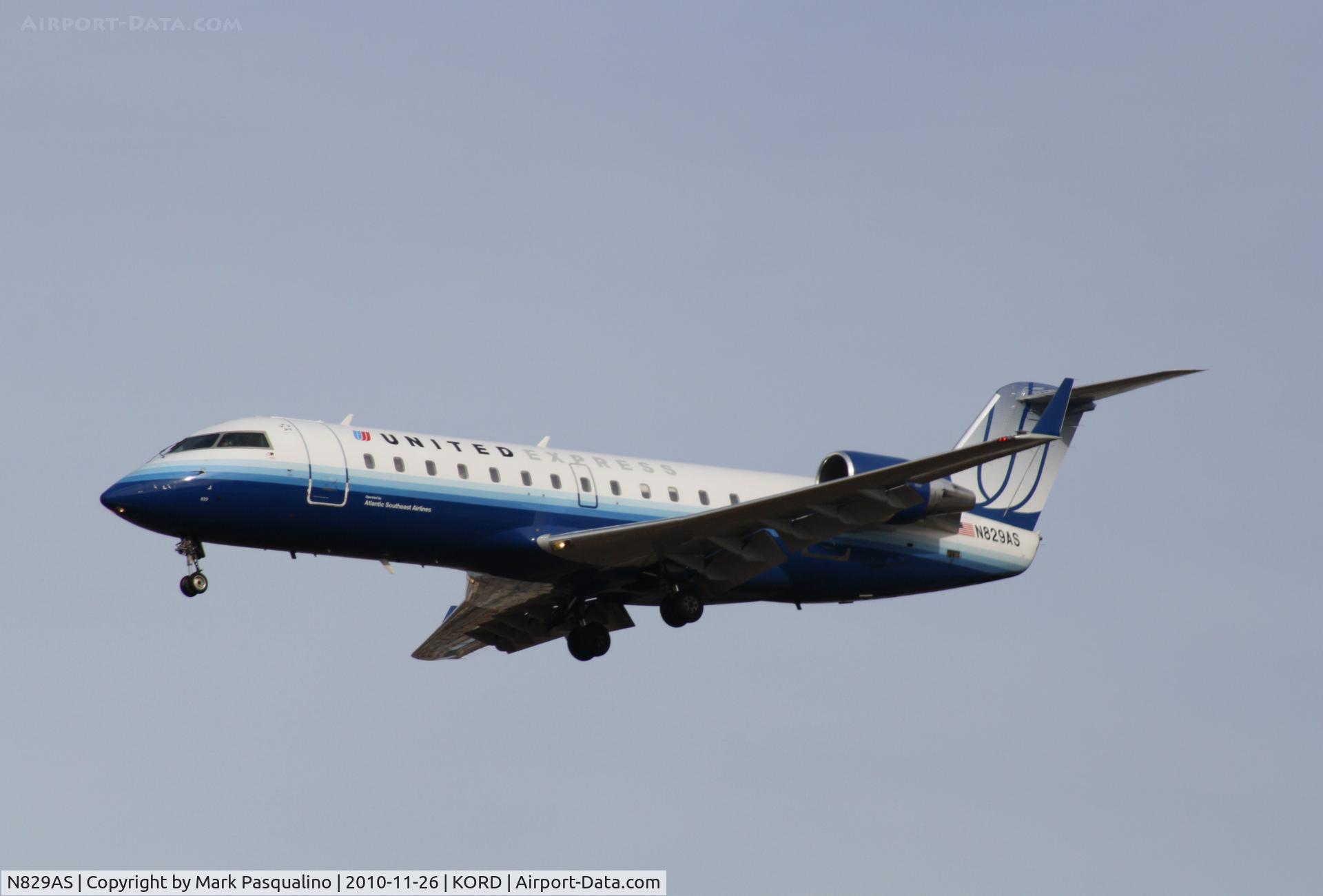 N829AS, 1998 Canadair CRJ-200ER (CL-600-2B19) C/N 7232, CL-600-2B19