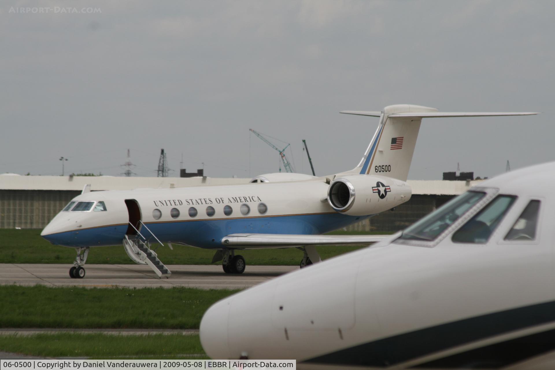 06-0500, 2007 Gulfstream C-37B (GV-SP) C/N 5152, Parked on G.A. apron
