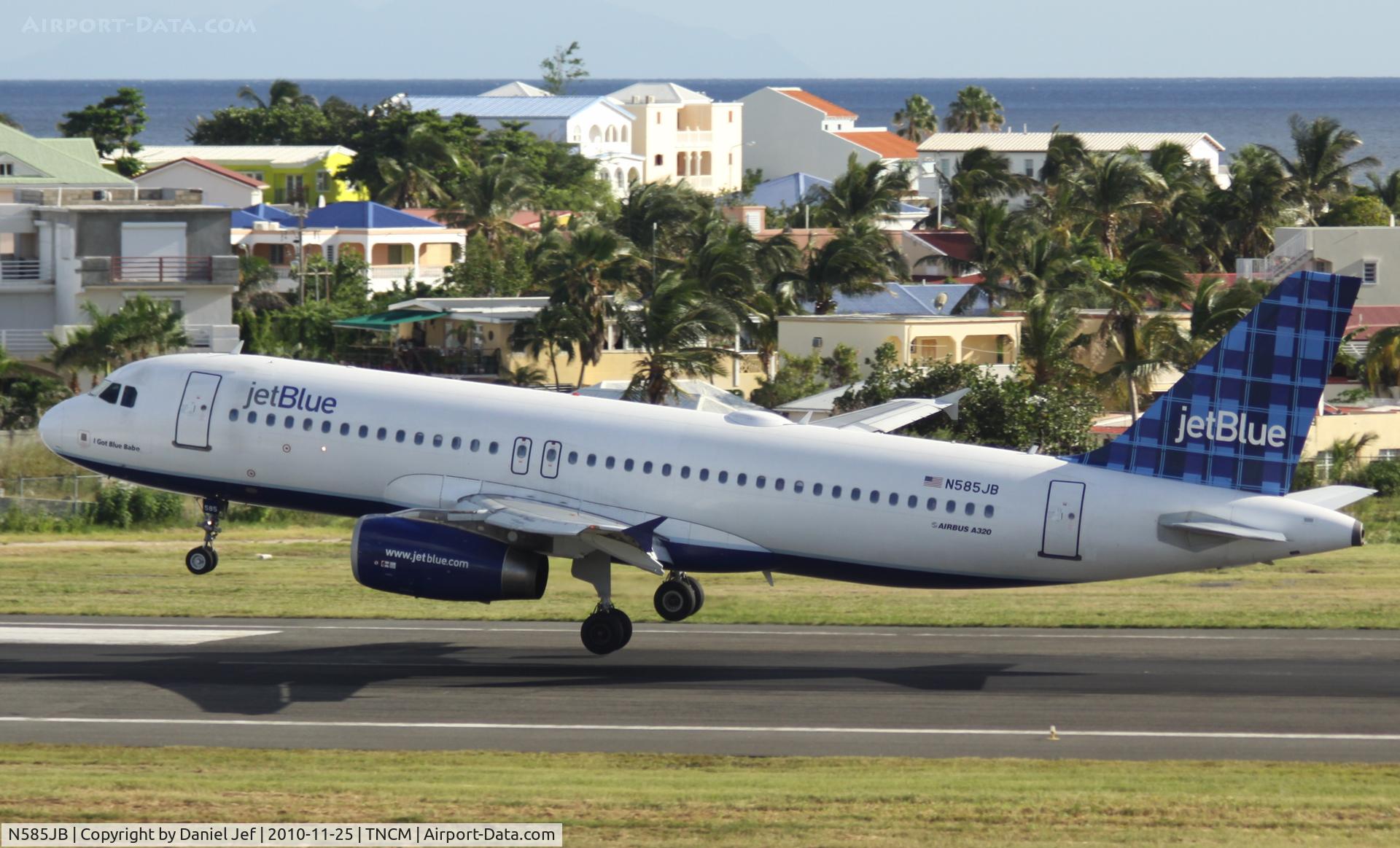 N585JB, 2004 Airbus A320-232 C/N 2159, Jet Blue N585JB landing at TNCM
