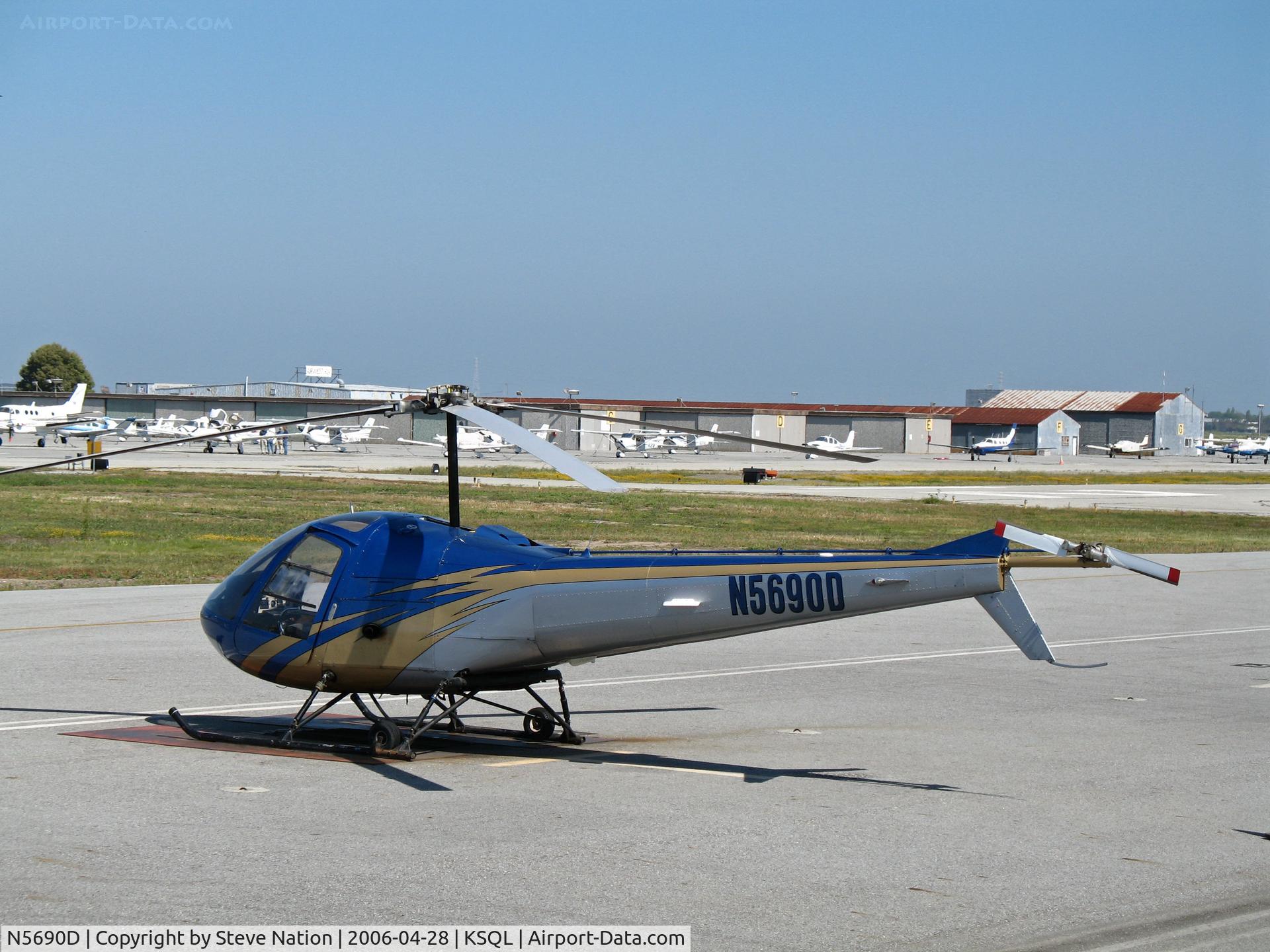 N5690D, 1978 Enstrom 280C Shark C/N 1154, Locally-based 1978 Enstrom 280C on west ramp @ San Carlos, CA